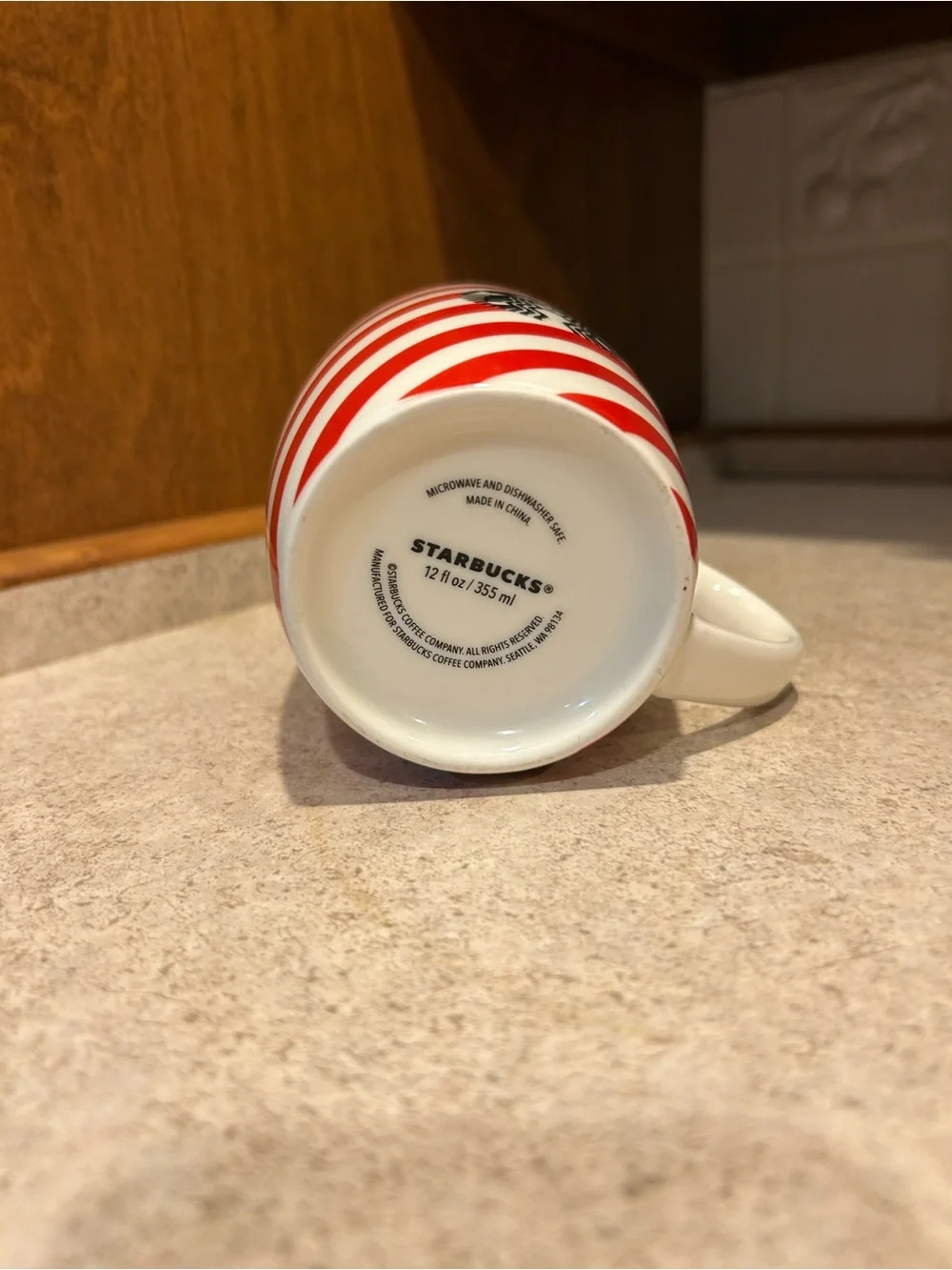 Starbucks Red/White Candy Cane Stripe Coffee Mug Coffee & Tea 12 fl oz